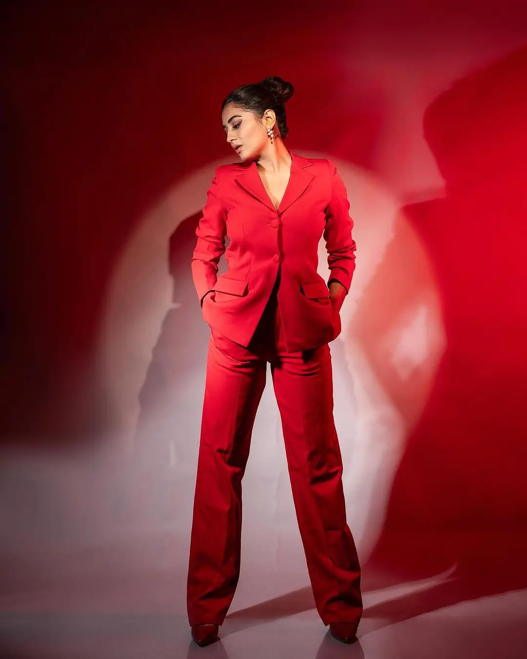 Rashi Singh Stills in Red Coat Pant